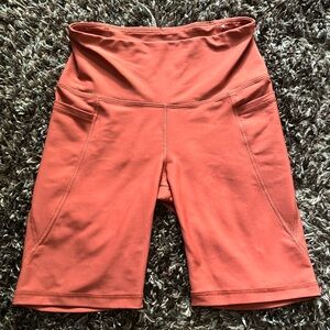 Old Navy Active high-rise bike short